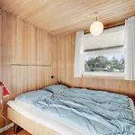Dom wakacyjny Elsabet - 700m To The Fjord By Interhome *