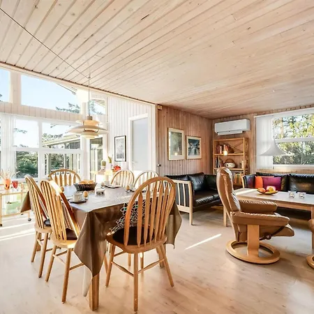 Elsabet - 700m To The Fjord By Interhome